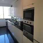 Premium Principe Real Διαμέρισμα *